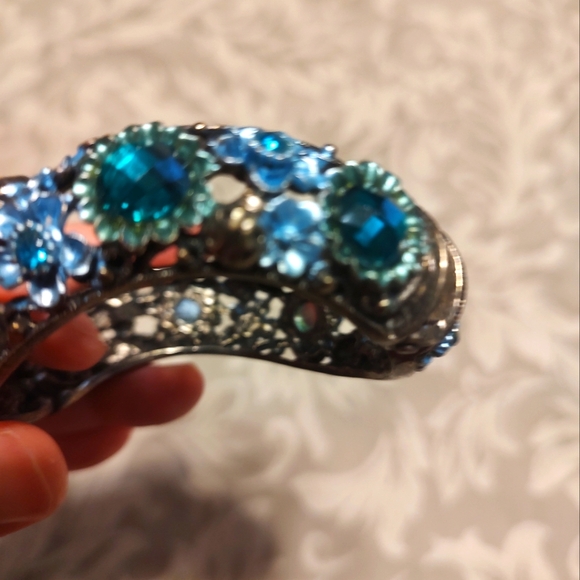 🐦 Charming Teal Green & Baby Blue Wave Floral Stone Cuff Bracelet - Picture 2 of 13